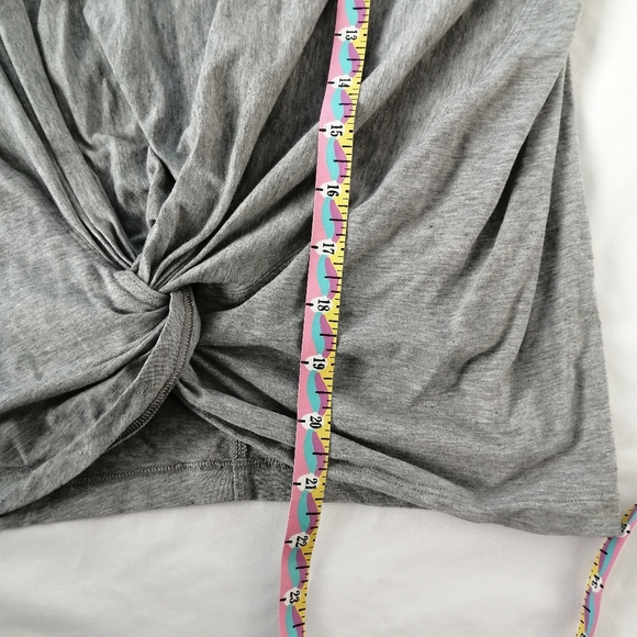 Lululemon Crescent Pima Cotton Twist Front T-shirt Size 6 - Picture 10 of 12